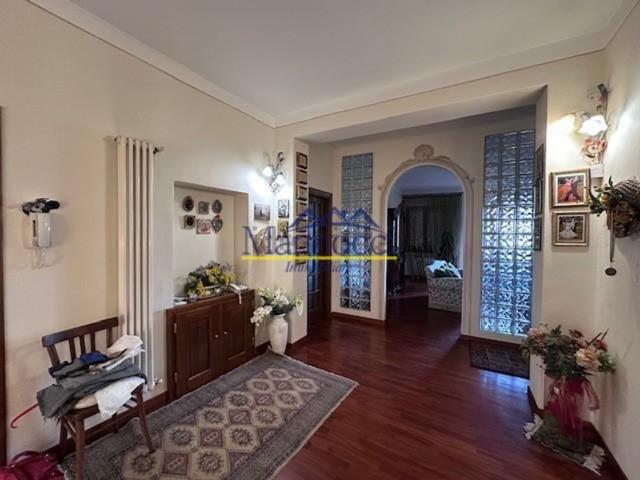 Villetta a schiera in vendita di 300 m² in Via delle Capannelle
