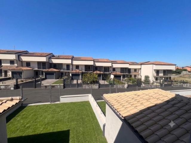 Villetta a schiera in vendita di 300 m² in Via Mare Mediterraneo