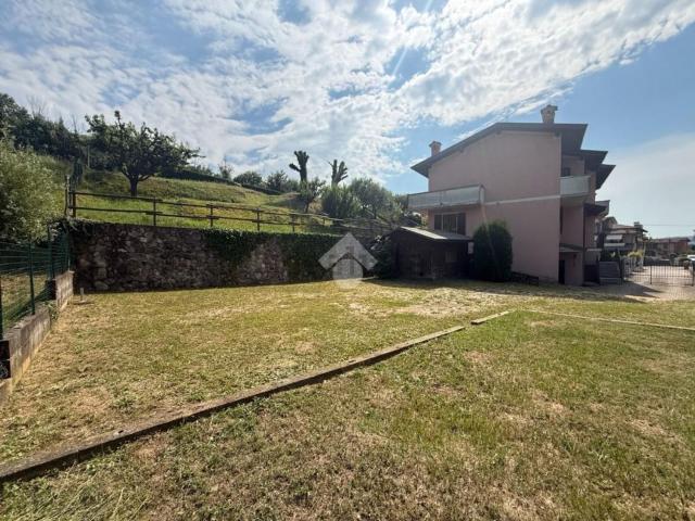 Villetta a schiera in vendita di 300 m² in Via Pablo Neruda, 20
