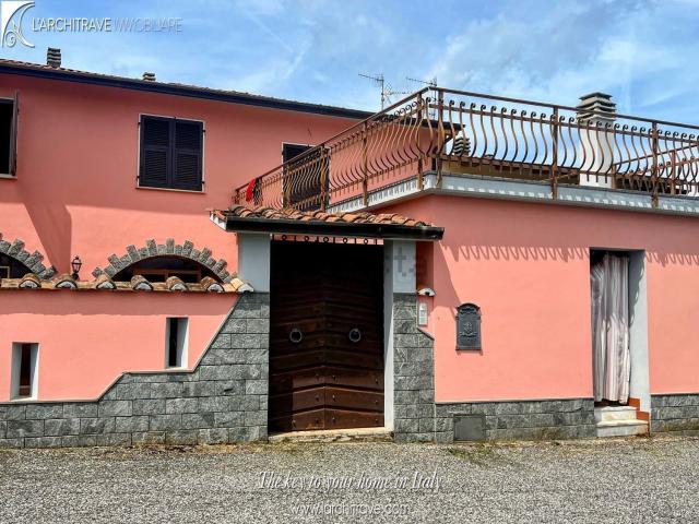 Villetta a schiera in vendita di 306 m²