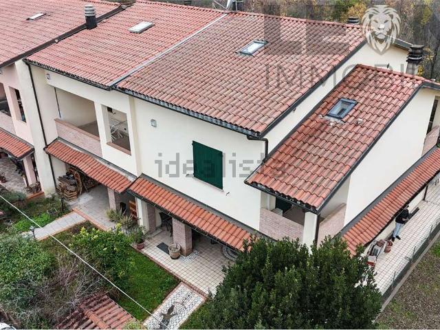 Villetta a schiera in vendita di 312 m²
