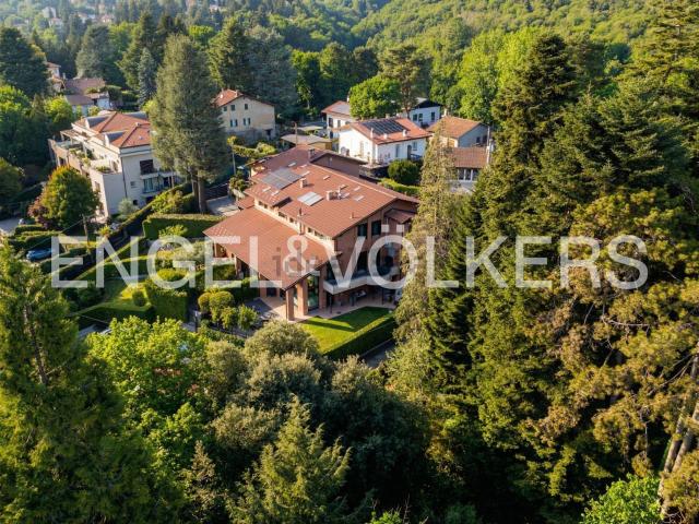 Villetta a schiera in vendita di 312 m² in Via del Casluncio, 45