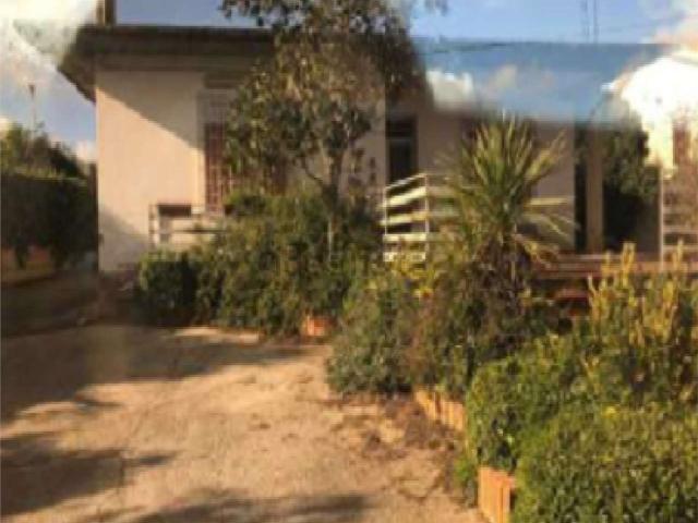 Villetta a schiera in vendita di 315 m² in Via Giovanni Mistretta, 8