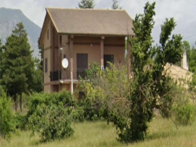 Villetta a schiera in vendita di 315 m² in Contrada Olmo Torto
