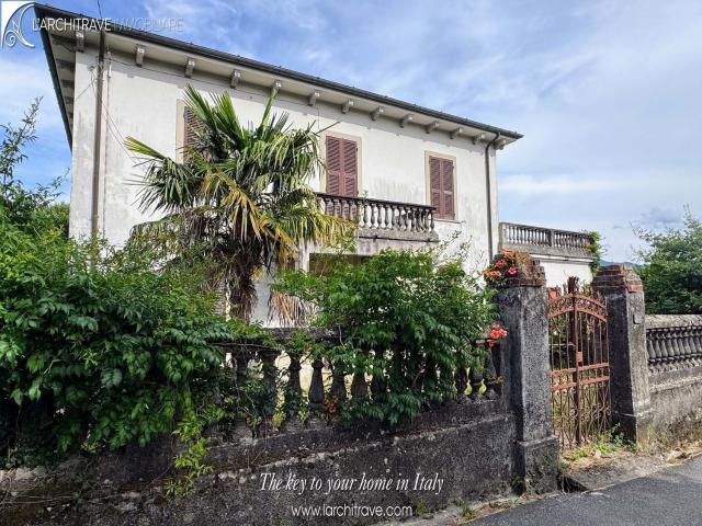 Villetta a schiera in vendita di 319 m²