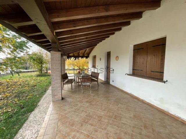 Villetta a schiera in vendita di 322 m² in Via Selve, 48