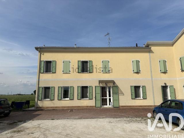 Villetta a schiera in vendita di 323 m² in Via Corriera, 35