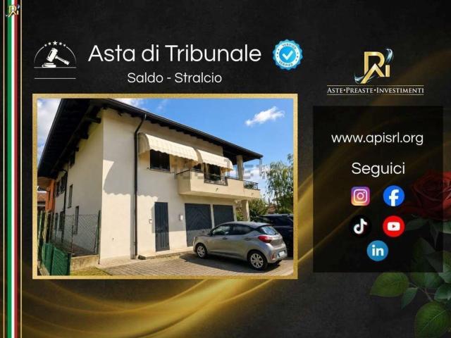 Villetta a schiera in vendita di 323 m² in Via Croce, 17