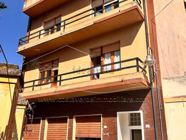 Villetta a schiera in vendita di 343 m² in Via Mentana, 25