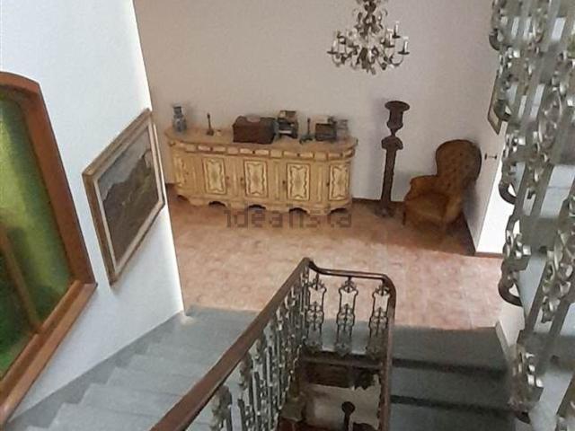 Villetta a schiera in vendita di 348 m² in Via di Brozzi