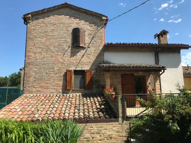 Villetta a schiera in vendita di 350 m² in Via Colonna