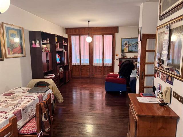 Villetta a schiera in vendita di 350 m² in Via Certaldo