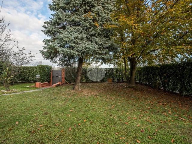 Villetta a schiera in vendita di 350 m² in Via Arcour, 8