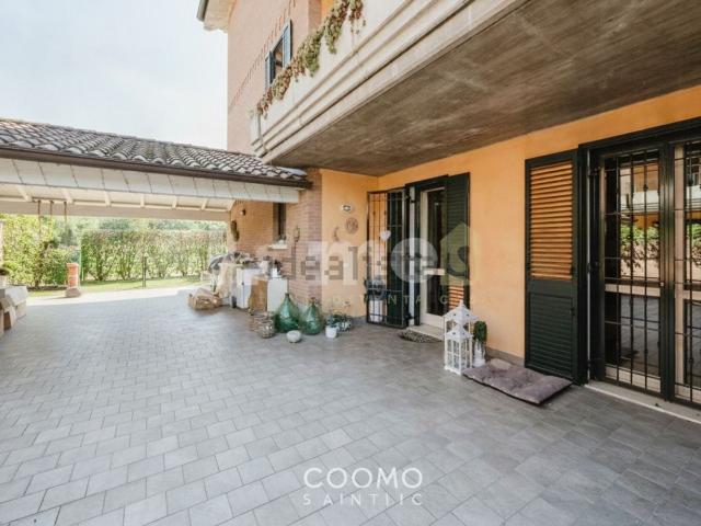 Villetta a schiera in vendita di 350 m² in Via Maria Grazia Cutuli, 1