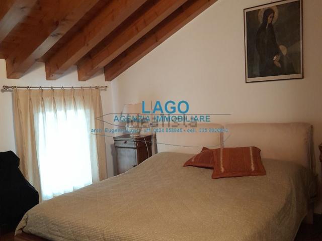 Villetta a schiera in vendita di 355 m²