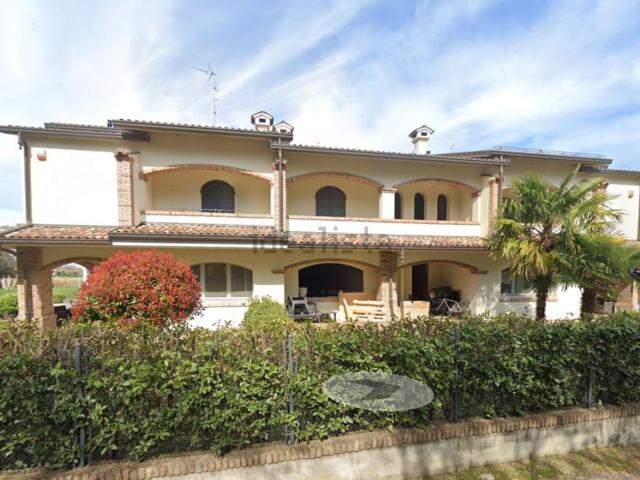 Villetta a schiera in vendita di 357 m²