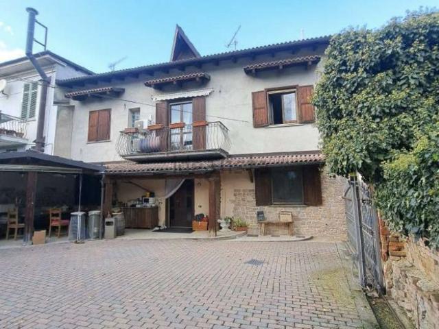 Villetta a schiera in vendita di 359 m² in Via della Repubblica, 23