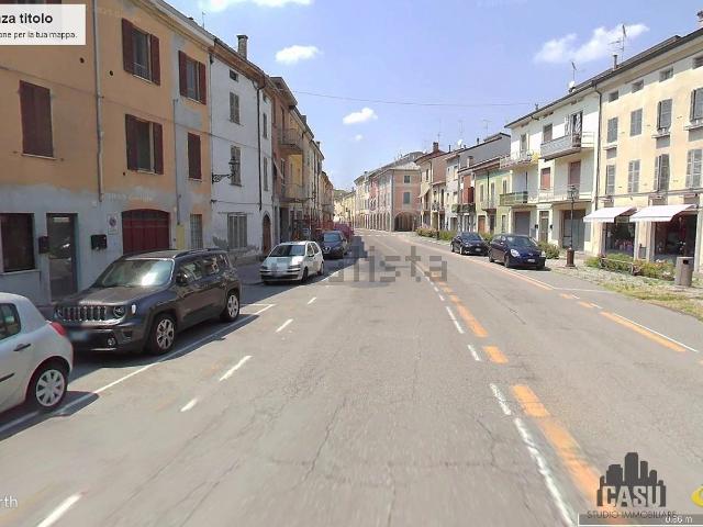 Villetta a schiera in vendita di 390 m² in Via Garibaldi