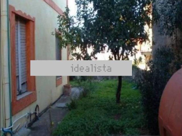 Villetta a schiera in vendita di 396 m² in Via Marche, 12