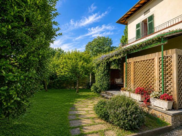 Villetta Bifamiliare a Forte dei Marmi