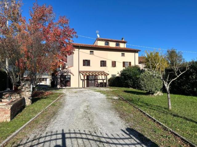 Villetta bifamiliare in vendita a Navacchio Cascina 260 mq Rif: 1360194