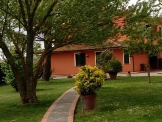 Villetta bifamiliare in vendita a Castelfranco di Sotto 200 mq Rif: 1213353