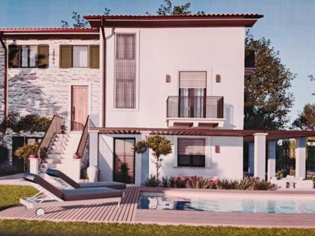 Villetta bifamiliare in vendita a Cervaiolo Montignoso 200 mq Rif: 1391078