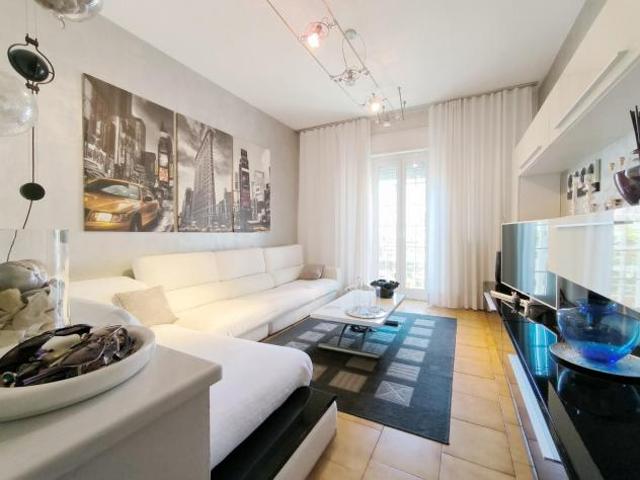 Villetta bifamiliare in vendita a Avenza Carrara 170 mq Rif: 1246683