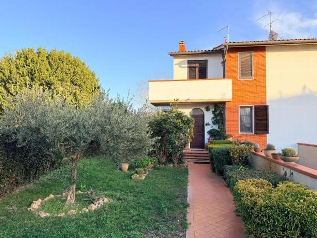 Villetta bifamiliare in vendita a Ghezzano San Giuliano Terme 100 mq Rif: 1407230