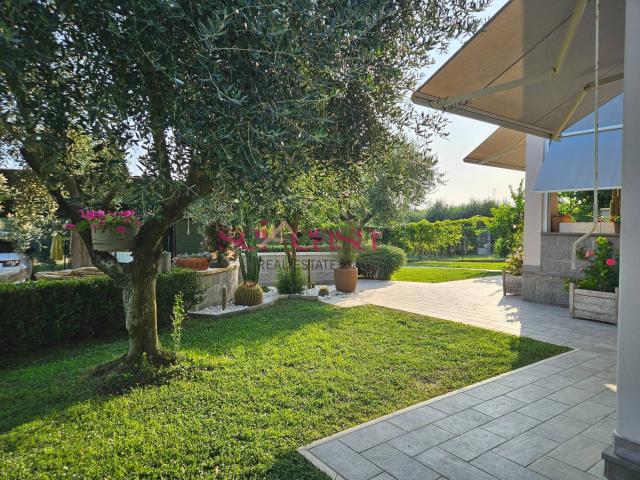 Villetta bifamiliare in vendita a Grosseto, Marina di Grosseto