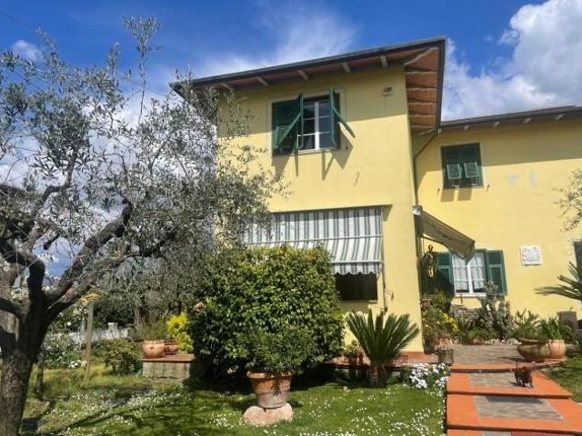 Villetta bifamiliare in vendita a Isola Luni 120 mq Rif: 1407698