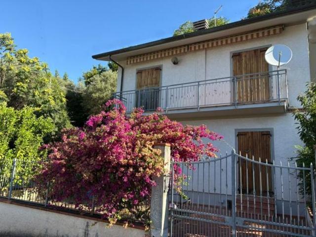 Villetta bifamiliare in vendita a Montignoso 114 mq Rif: 1423645