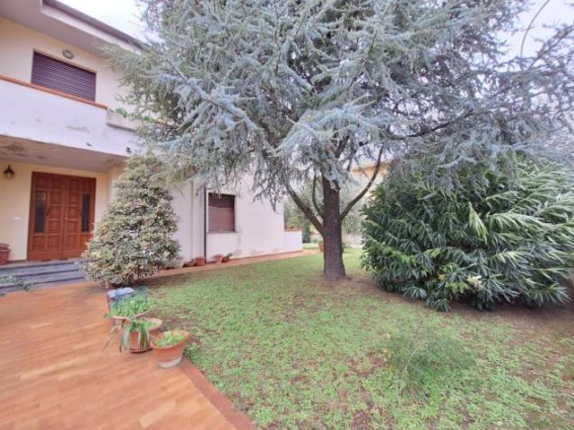 Villetta bifamiliare in vendita a San Frediano a Settimo Cascina 250 mq Rif: 1365130