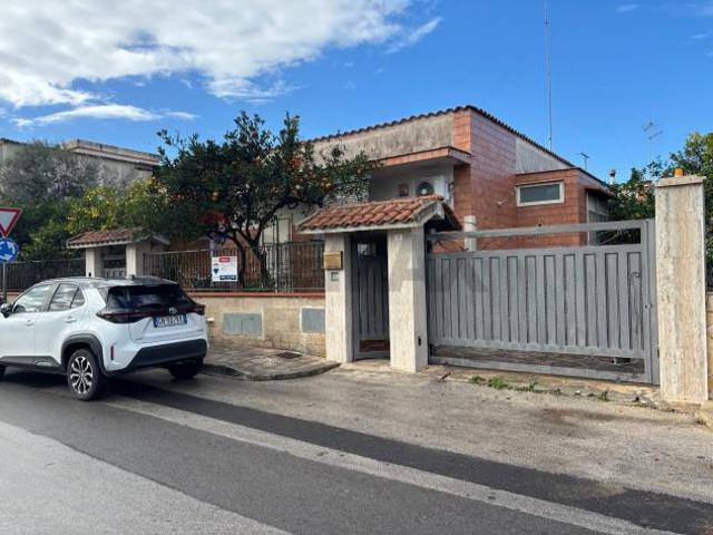 Porzione di villa in vendita a Siracusa, Pizzuta