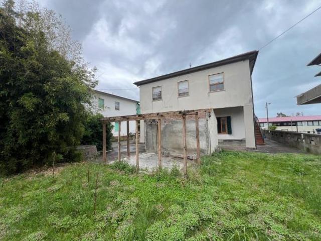 Villetta bifamiliare in vendita a Rosignano Solvay Rosignano Marittimo 200 mq Rif: 1414646