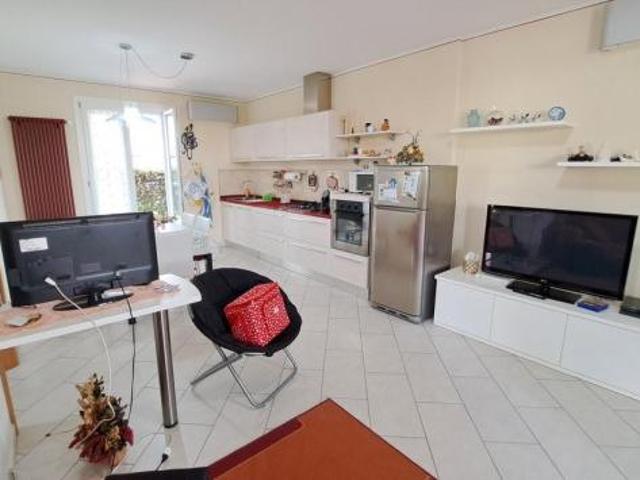 Villetta bifamiliare in vendita a Rosignano Solvay Rosignano Marittimo 85 mq Rif: 1418062