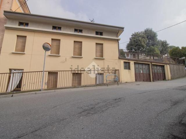 Villetta bifamiliare in vendita di 143 m² in Via Gorizia