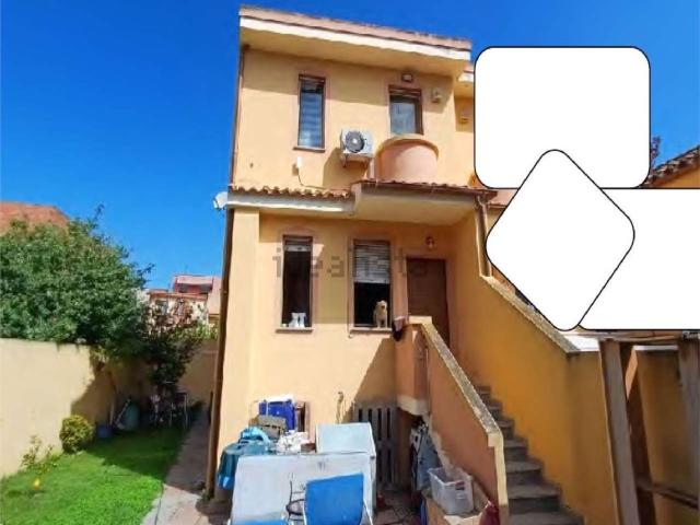 Villetta bifamiliare in vendita di 143 m² in Via Palestro, 32