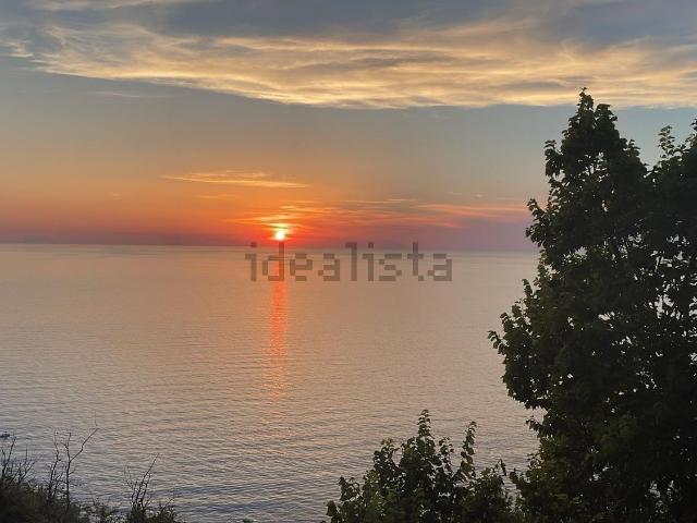 Villetta bifamiliare in vendita di 140 m² in Contrada Malpasso
