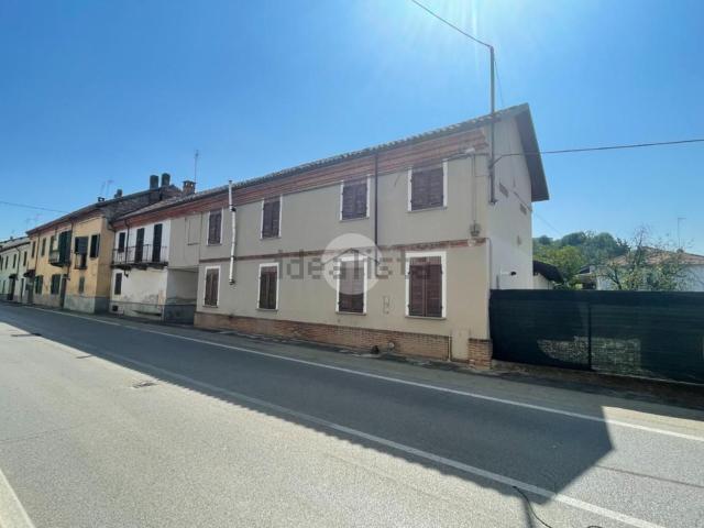 Villetta bifamiliare in vendita di 140 m² in Frazione Quarto Inferiore, 114
