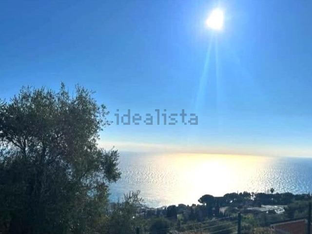 Villetta bifamiliare in vendita di 140 m² in Galleria Costa Martina