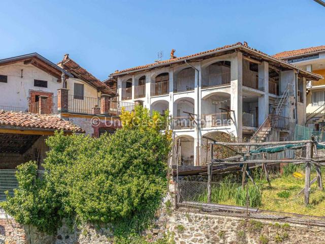 Villetta bifamiliare in vendita di 140 m² in Vicolo Palestro