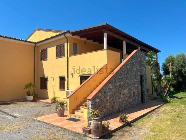 Villetta bifamiliare in vendita di 140 m² in Via Tredoliche, 7