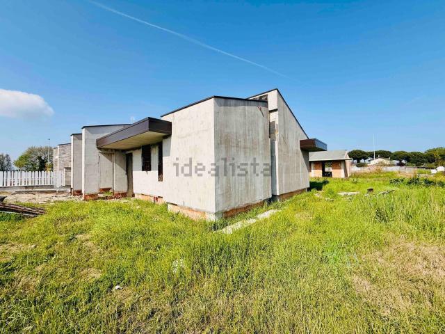 Villetta bifamiliare in vendita di 140 m² in Via Vincenzo Bellini
