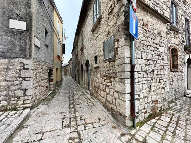Villetta bifamiliare in vendita di 140 m² in Via degli Orti, 34