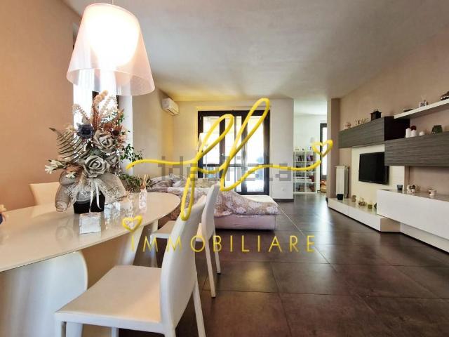 Villetta bifamiliare in vendita di 140 m² in Via di Salviano