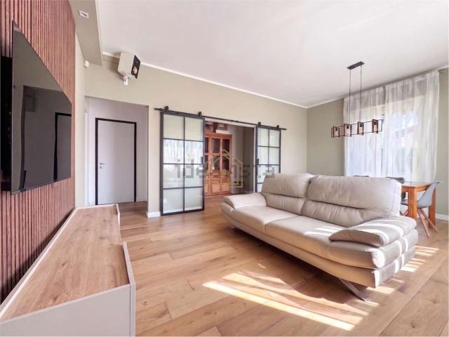 Villetta bifamiliare in vendita di 140 m² in Via Dugazze, 20