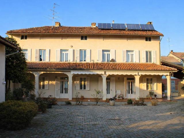 Villetta bifamiliare in vendita di 140 m² in Via Giuseppe Mazzini, 21