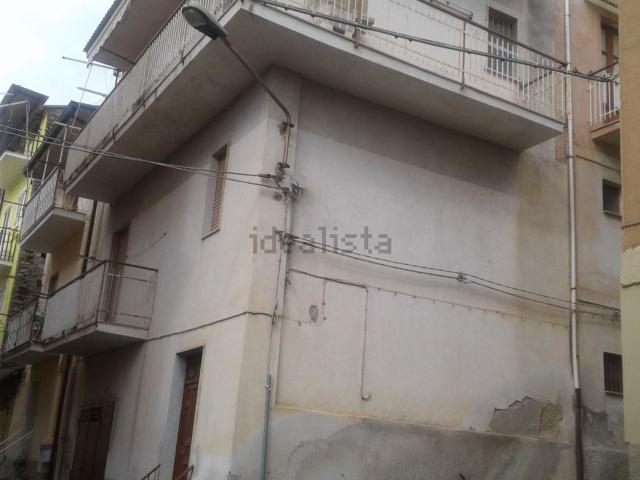 Villetta bifamiliare in vendita di 140 m² in Via Istria, 5
