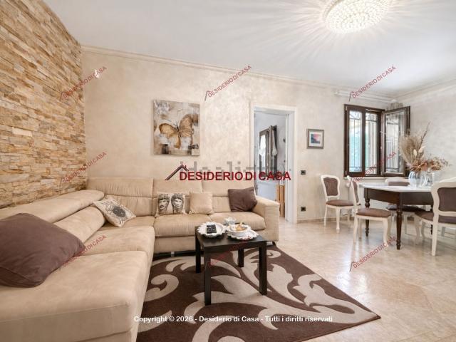 Villetta bifamiliare in vendita di 140 m² in Via Madonnina di Gibilmanna, 65